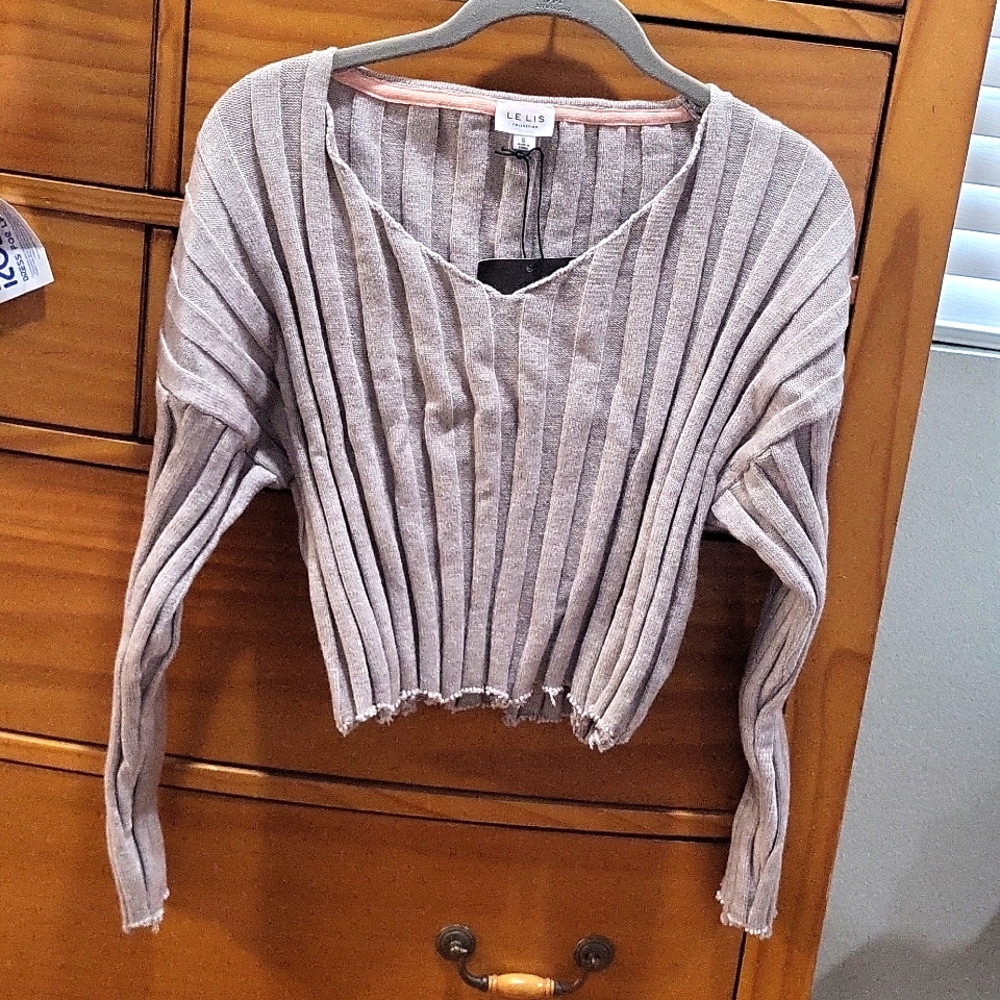 Lelis Collection Size S Tan Long Sleeve Crop